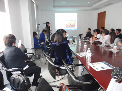 法主管進行電商經(jīng)驗分享