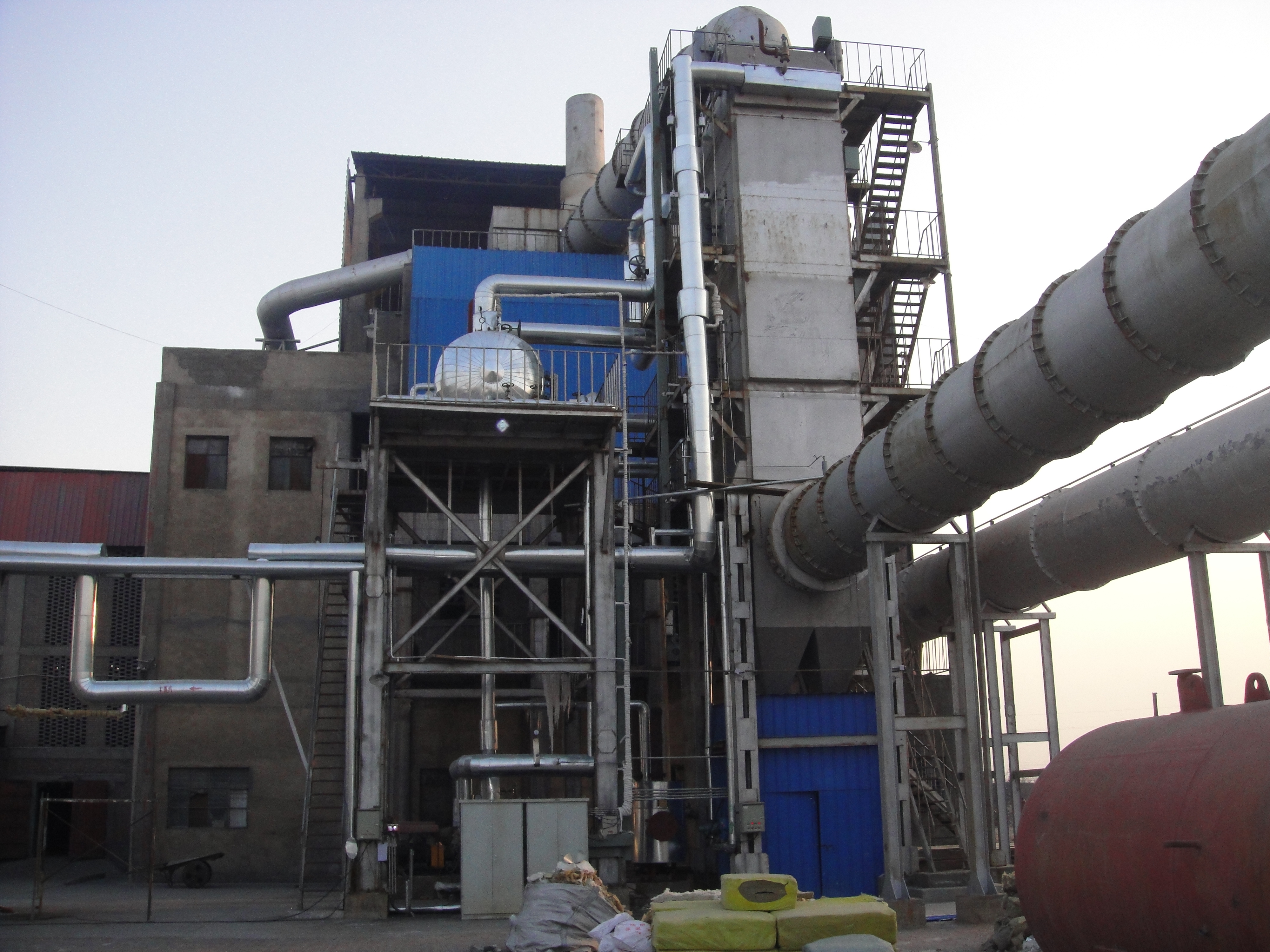 青島凱能鍋爐礦熱爐余熱鍋爐現(xiàn)場