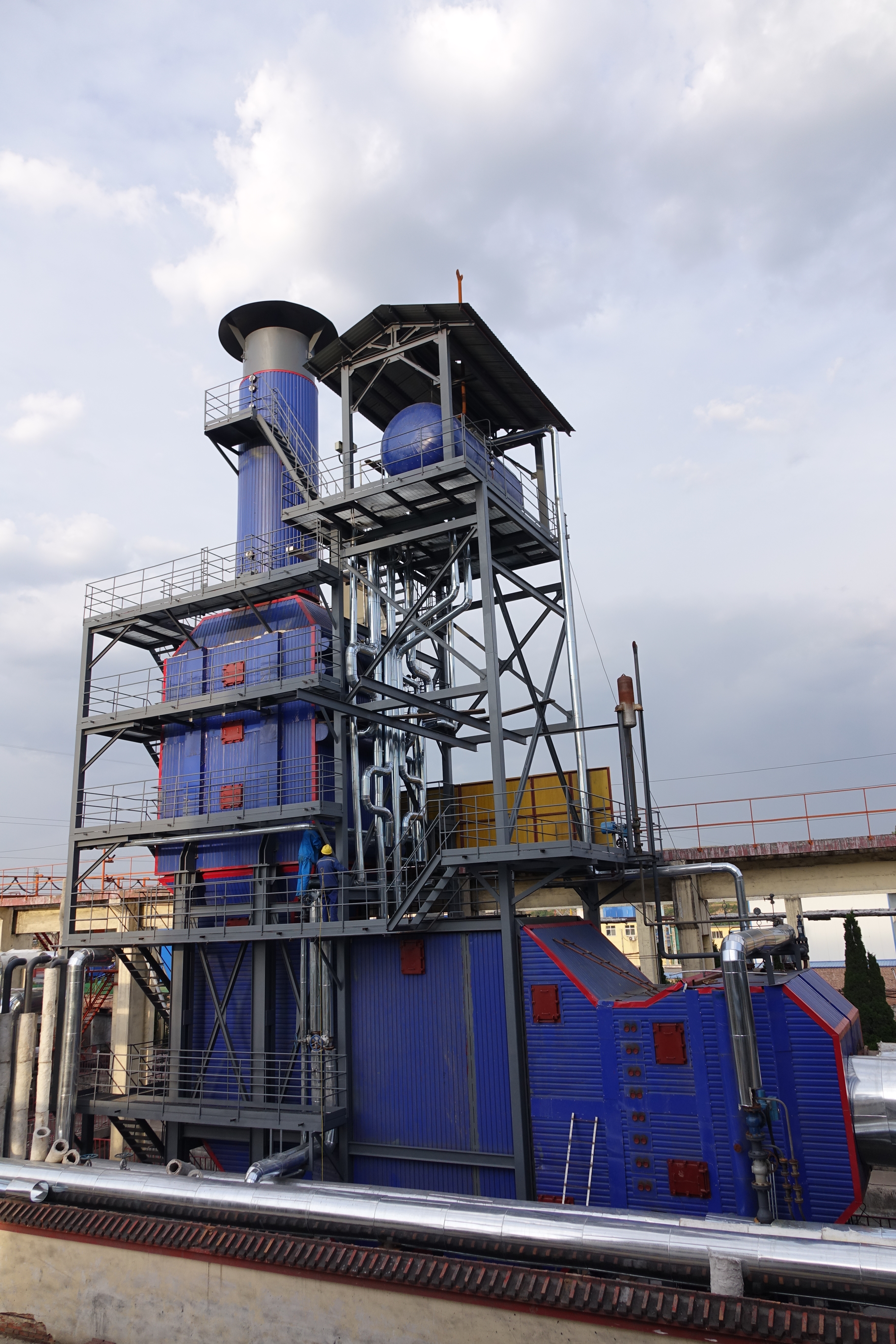 煙氣余熱與SCR脫硝設(shè)備現(xiàn)場